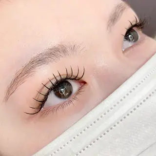 マツエク・マツパ NIKA  黒川店 久世の眉毛・アイブロウイメージ