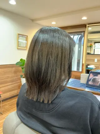 ミディアム Annon プライベートサロンのヘアスタイル