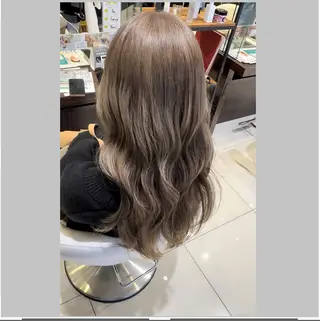 ロング ヘアアレンジ SOLÉ所属・伊藤 準輝のヘアスタイル