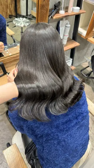 セミロング カラーモデル募集 吉原佳穂💗のヘアスタイル