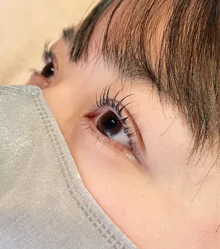 マツエク・マツパ マキノ キョウカのヘアスタイル