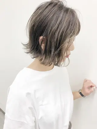 ショート 顔まわり／髪質改 善／白髪ぼかし／中山のヘアスタイル
