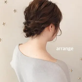 ミディアム ヘアアレンジ 市川 千夏のヘアスタイル