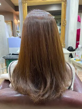 セミロング 東田 恋のヘアスタイル