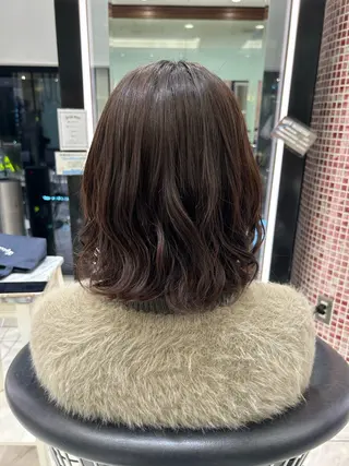 ミディアム カラー パーマ 韓国っぽ透け感カラー マンツーマン🫧なおのヘアスタイル