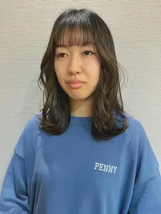 セミロング かわい りほのヘアスタイル