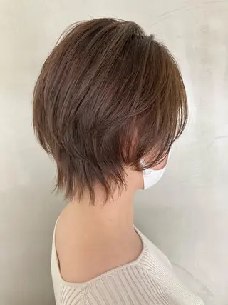 ショート Larry🌼中下 美香のヘアスタイル