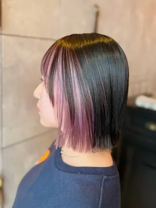 ミディアム カラー 🌈インナーカラー ‘ショウマ’🌈のヘアスタイル