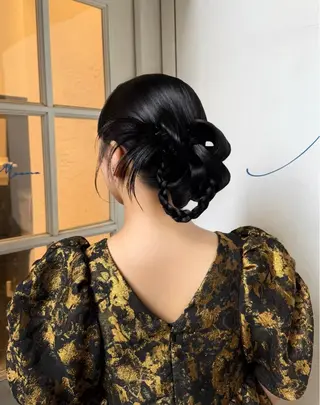 ロング ヘアアレンジ Yuzuha .のヘアスタイル