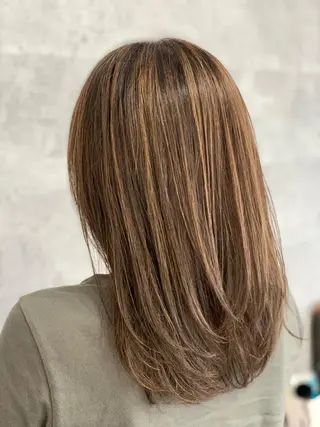 セミロング 【髪質改善の専門店】 🫧鷹司郎のヘアスタイル