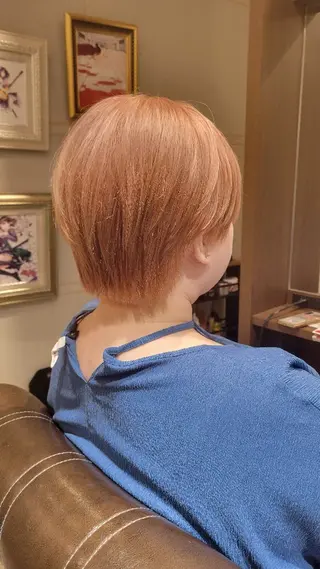 ショート カラー 伊藤 史哉のヘアスタイル