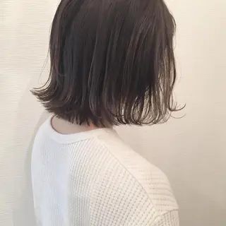 ミディアム カラー 池田 真由美のヘアスタイル