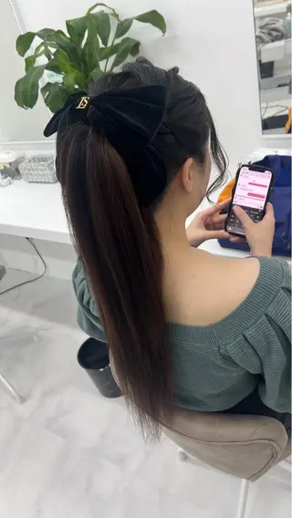 ロング ヘアアレンジ HairSet Salon Kのヘアスタイル