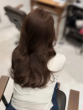 ロング 曽根 玲奈のヘアスタイル