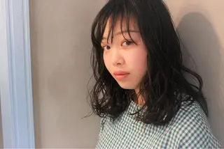 ミディアム 所渉/韓国レイヤー /ウルフカットのヘアスタイル