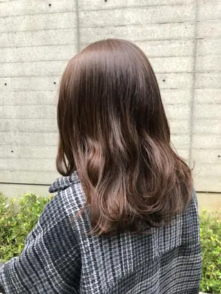 セミロング ✨色持ちの良い艶 カラー✨蟹江真世のヘアスタイル