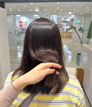 セミロング NAKAHARA TSUKUSHIのヘアスタイル