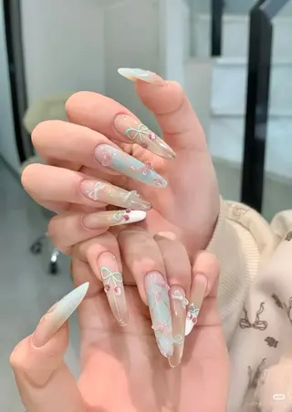 カラー AIN Nailのネイルデザイン