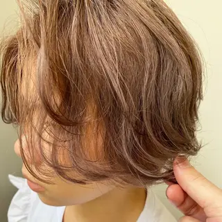 ショート nishido ハイライト/パーマのヘアスタイル