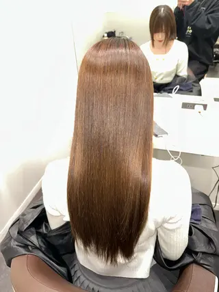 セミロング 美髪特化✨ 伊織✨縮毛矯正✨のヘアスタイル