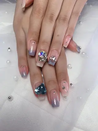 ネイル uu ネイルサロン関内🌼のネイルデザイン