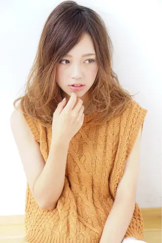 ミディアム カラー ヘアアレンジ 山北 咲子のヘアスタイル