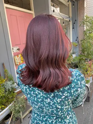 セミロング カラー AYANO ／レイヤー／オリーブのヘアスタイル