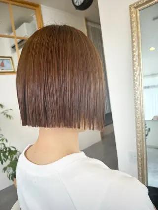 ミディアム 【岡山/pilina 】白井美緒のヘアスタイル