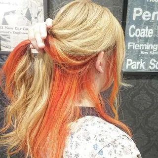 セミロング カラー 保住 恭平のヘアスタイル