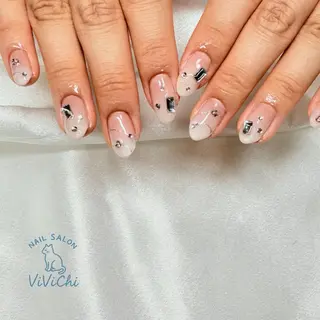 ネイル ViViChi 梨帆のネイルデザイン