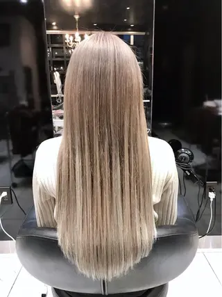 ロング カラー 女性リピ90%🍨 🩷佐藤みずきのヘアスタイル