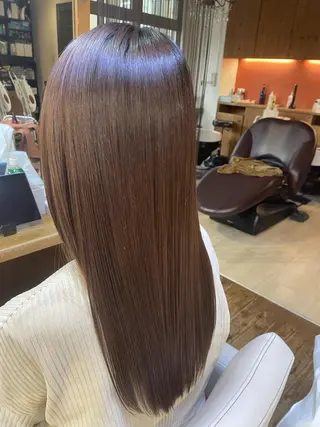 ミディアム 山木 裕子のヘアスタイル