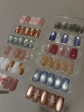 ショート MAI🤍表参道 韓国/マグネット🧸のネイルデザイン