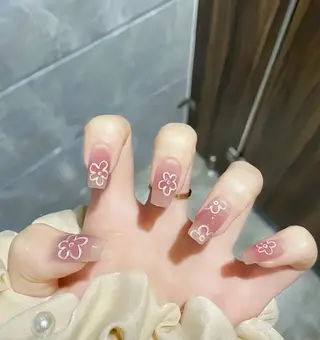 ネイル nana 🌞のネイルデザイン