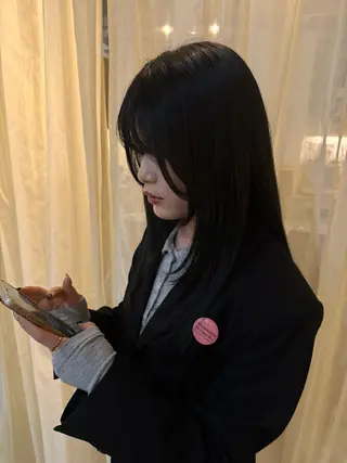 ロング 藤原 百花のヘアスタイル