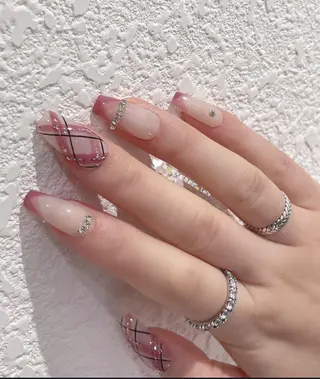 ネイル 🍑 momo_nailのネイルデザイン
