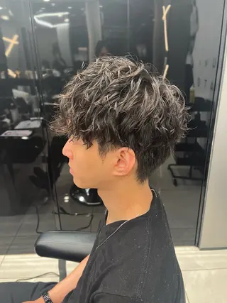 ショート パーマ メンズ 若命燿史／レイヤー 縮毛矯正/髪質改善のヘアスタイル