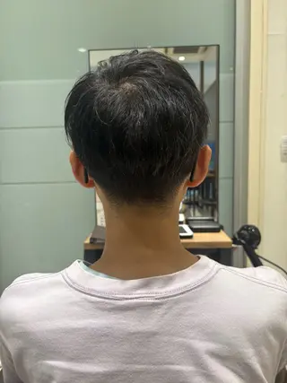 メンズ 笹崎 愛のヘアスタイル