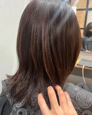 ミディアム カラー パーマ ヘアアレンジ メンズ キッズ ネイル マツエク・マツパ アイブロウ 久木原 ゆりのヘアスタイル