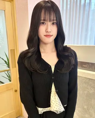 セミロング merc. 福田茜のヘアスタイル