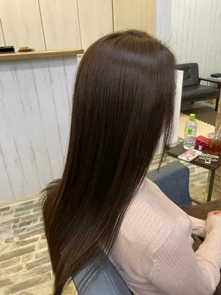ロング カラー 姫路アンメリーアン ダンのヘアスタイル