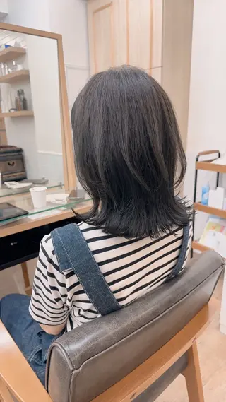 ミディアム カラー パーマ ヘアアレンジ メンズ キッズ レイヤーカット／顔周 りカット/縮毛矯正のヘアスタイル