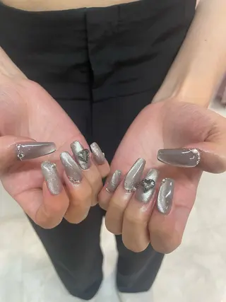 ネイル 束感まつ毛/ネイル/ LED♥KIRARAのマツエク・マツパデザイン