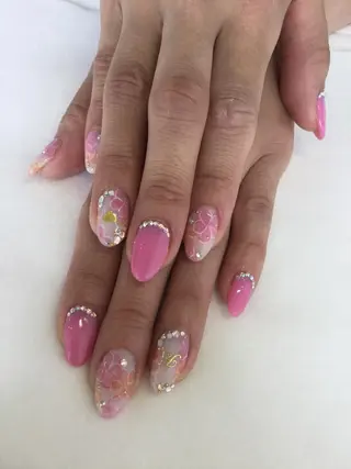 ネイル 💎🐰 saki. m 🐰💎のネイルデザイン