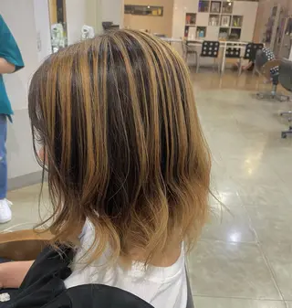 ミディアム カラー ヘアアレンジ 烏山 達也のヘアスタイル