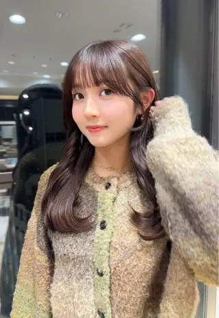 ロング カラー 新宿/レイヤー 顔周りカット溝手優太のヘアスタイル