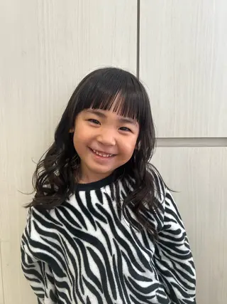 セミロング 【Pur hair】 NOAのヘアスタイル