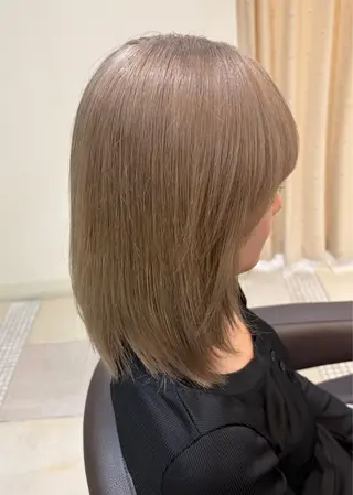 ミディアム 【暖色ハイトーン】 HARUNA🌼のヘアスタイル