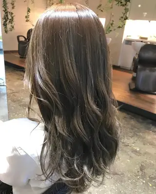 ミディアム カラー ショート 縮毛矯正 レイヤー🌿FUKUのヘアスタイル