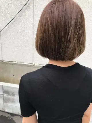 ミディアム さの あやねのヘアスタイル